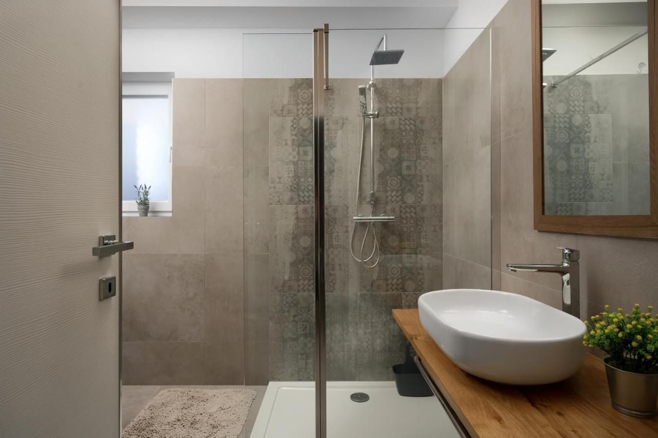 Aurora Apartment Liznjan Ngoại thất bức ảnh