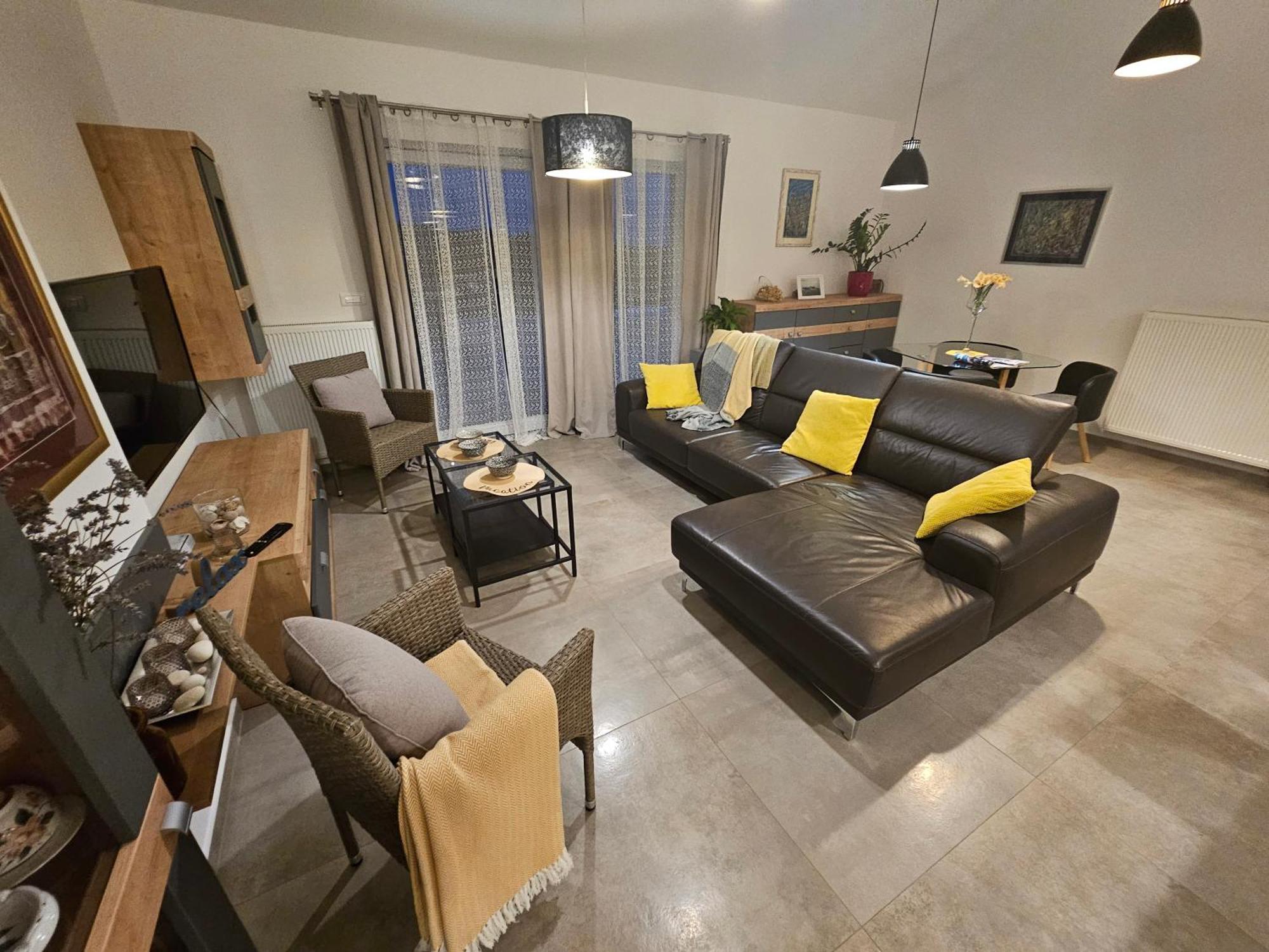 Aurora Apartment Liznjan Ngoại thất bức ảnh