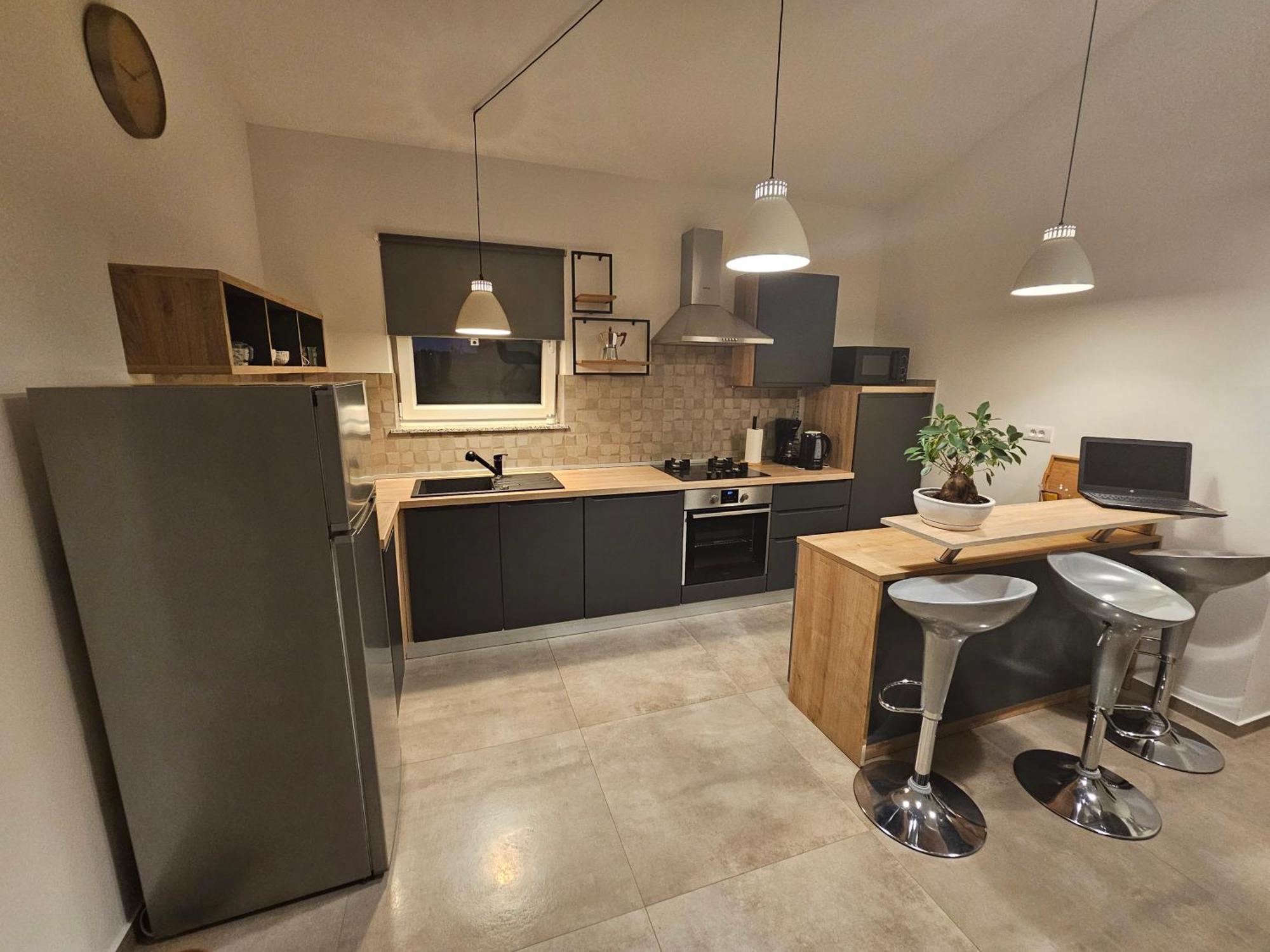 Aurora Apartment Liznjan Ngoại thất bức ảnh
