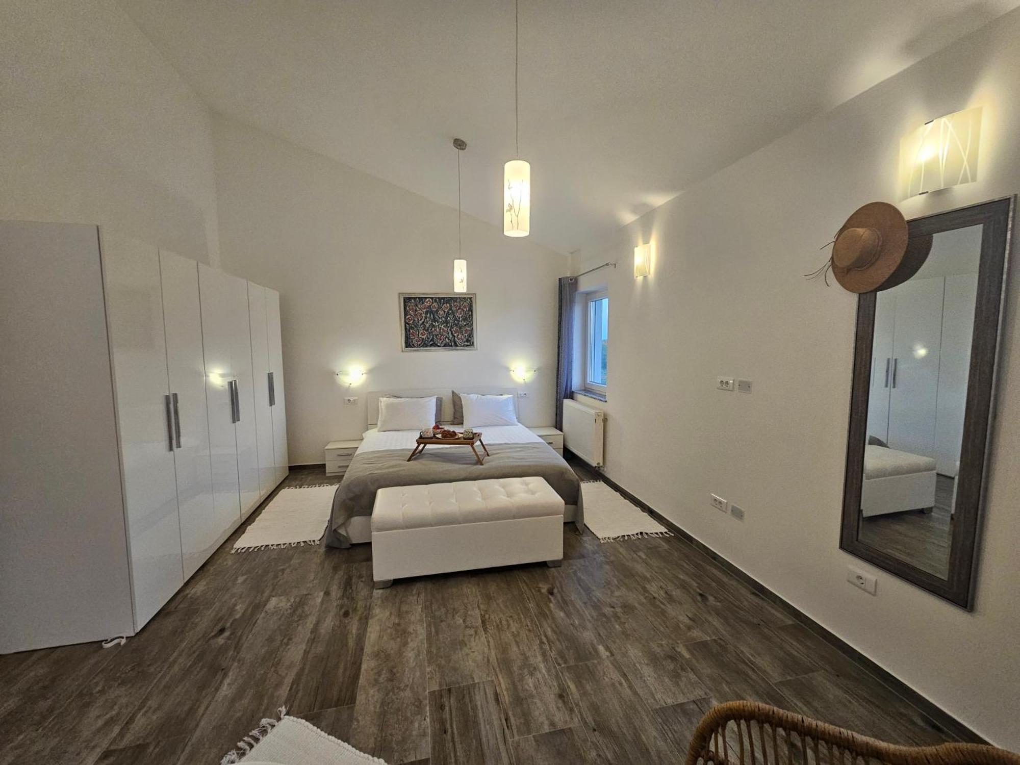 Aurora Apartment Liznjan Ngoại thất bức ảnh